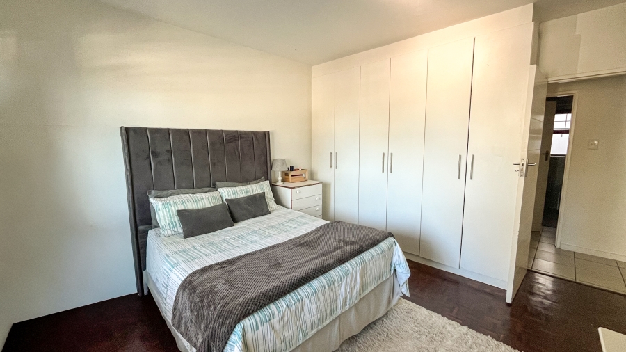 2 Bedroom Property for Sale in Wynberg Western Cape